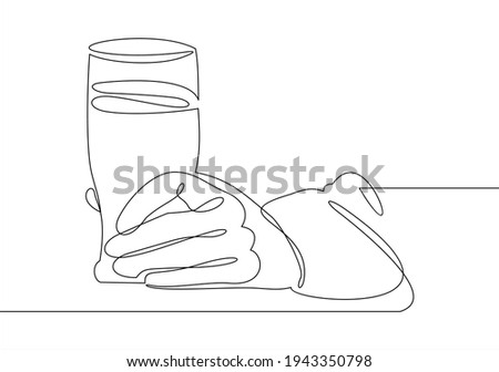 Continuous line drawing of hand holding beer glass.