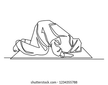 Continuous line drawing of Man chanting Islamic prayers
Simple lines Vector illustrations