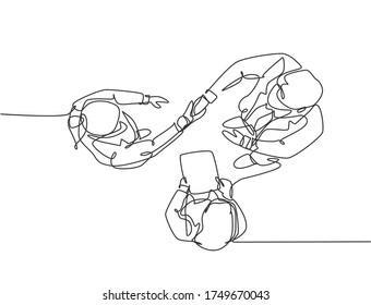 Continuous line drawing of manager handshake his employee to congratulate their promotion. Business teamwork concept. Single line drawing design, graphic vector illustration