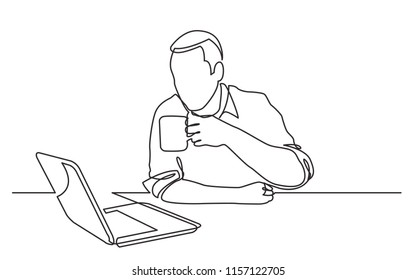 continuous line drawing of sitting man watching laptop computer drinking coffee