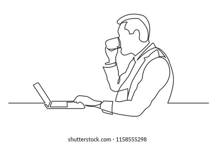 kontinuierliche Zeichnung des Sitzmanns, der den Laptop beim Kaffeetrinken beobachtet