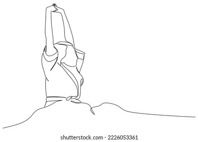 continuous line drawing of young woman waking up happy and smiling in bed 