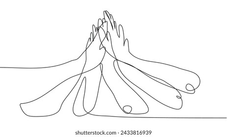 Eine ununterbrochene Reihe von Männern, die High Fives Gestenhände geben, um den Erfolg zu feiern. Geschäftliches Teamwork-Konzept.