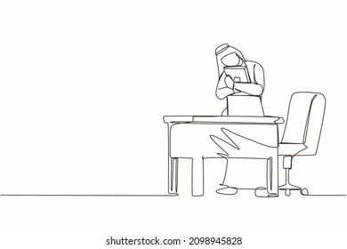 Continuous one line drawing Arab businessman hugging laptop at office. Love to computer concept. Emotional male. Human emotions, facial expression. Single line draw design vector graphic illustration
