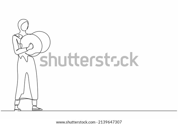Continuous one line drawing Arab female musician\
playing cymbals. Woman performer playing classical music with\
percussion musical instrument. Person performs on stage. Single\
line draw design\
vector