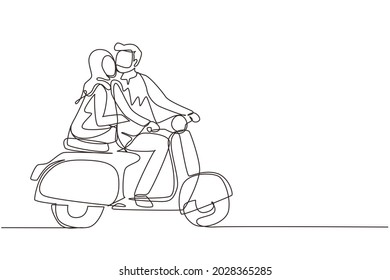 Continuo dibujo de una línea de la pareja árabe con el concepto de scooter vintage, pre-boda. Hombre y mujer con motocicleta, relación amorosa. Romántico viaje por carretera, viaje. Vector de diseño de tracción de línea única