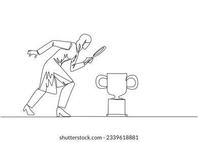 Continuo dibujo de una línea de una mujer de negocios árabe sosteniendo una lupa mirando el trofeo. El largo viaje de la gestión de un negocio da frutos encontrando trofeo como recompensa. Vector de diseño de tracción de línea única