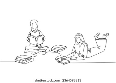 Continuous one line drawing Arabian man woman really likes reading. Everyday one book is read. Good habit. There is no day without reading book. Book festival concept. Single line draw design vector