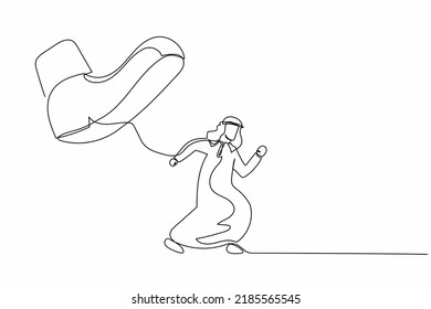 Continuous one line drawing brave Arabian businessman run away from stomping foot. Male employee oppressed by boss with under big shoe. Minimalist metaphor. Single line draw design vector illustration