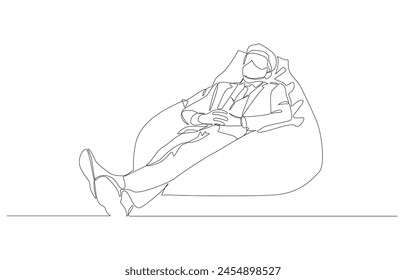 Continuous one line drawing of busineesman sleeping in office nap room for a moment, modern office, company facilitation concept, single line art.