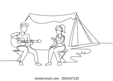 Continuous one line drawing couple tourist camping. Camper sitting by campfire next to camp tent, guy playing music guitar, people enjoy nature picnic. Outdoor summer tourism. Single line draw design