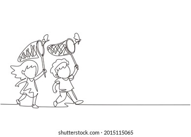 Continuous one line drawing cute little boys and girls catches butterfly. Happy child runs at garden together. Happy kids catching bugs in field. Single line draw design vector graphic illustration