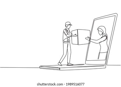 Continuous one line drawing female customer receives boxed package, through laptop screen from male courier. Online delivery service concept. Single line draw design vector graphic illustration