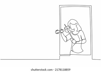 Una línea contínua dibujando a una música femenina parada cerca de la ventana y tocando violín. Mujer joven viviendo en su propia cuarentena debido a la pandemia. ilustración vectorial de diseño de línea única