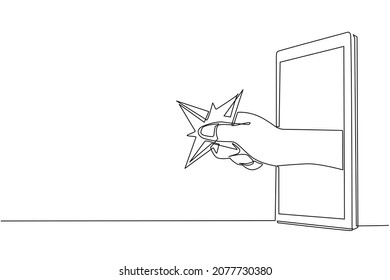 La mano de dibujo de una línea continua sujeta la hoja shuriken a través del teléfono móvil. Concepto de videojuegos ninja, e-sport, aplicación de entretenimiento para smartphones. Gráfico vectorial de diseño de trazos de línea única