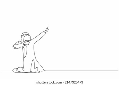 Continuous one line drawing happy Arabian businessman kneeling with celebrating goal pose. Male manager celebrating success of increasing company product sales. Single line draw design vector graphic