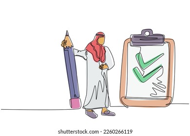 Continuous one line drawing happy smiling Arabian businessman with pencil, clipboard, checklist completed. Business success completed plan concept. Single line draw design vector graphic illustration