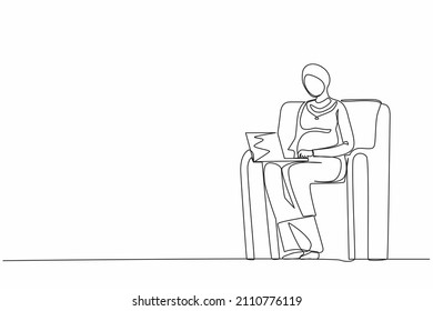 Continuous one line drawing healthy Arabian pregnant woman sitting on sofa at home working on her laptop during her maternity leave before giving birth to baby. Single line design vector illustration
