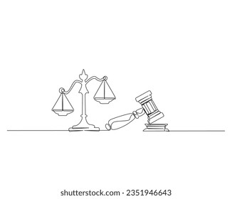 Un plano continuo de una línea de escalas judiciales y martillo. el martillo de justicia y las escalas esbozan la ilustración vectorial. Trazo editable. 