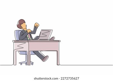 El director de dibujo de una línea continua riendo a carcajadas mientras señala su dedo en la laptop. Felicidad, éxito empresarial, triunfo, líder, concepto de desarrollo. Gráfico vectorial de diseño de trazos de línea única