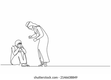 Continuous one line drawing scared Arab female afraid of husband, domestic violence. Man beating wife, quarreling couple. Emotional personages arguing. Single line design vector graphic illustration