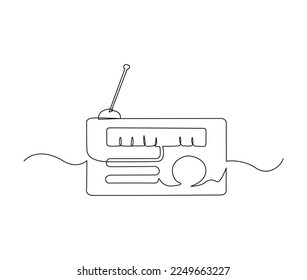 Continuous one line drawing of vintage broadcast radio receiver. Simple Retro radio lineart vector illustration. 