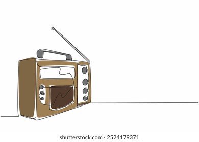 Uma linha contínua desenhando um rádio vintage com uma antena telescópica se senta em uma mesa. A versatilidade e a adaptabilidade do rádio. Sem tempo. Dia Mundial da Rádio. Ilustração de vetor de design de desenho de linha única