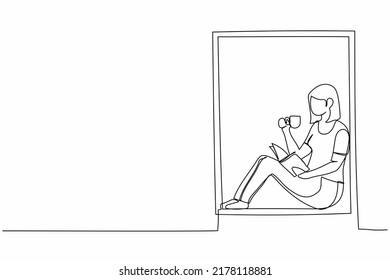 Una mujer en línea continua leyendo un libro con una taza de café caliente o té. Disfrute del ambiente del día en la ventana de la habitación. Quédate en casa. ilustración vectorial de diseño de línea única