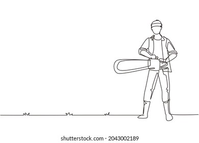 Continuous one line drawing worker using the chainsaw. Wearing suspender shirt, jeans and boots. Professional lumberjack pose cutting tree by chainsaw. Single line draw design vector illustration