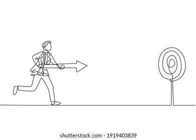 Una línea contínua dibujando a un joven y apuesto trabajador corre y sostiene la lanza de flecha para golpear el objetivo. Exitoso concepto minimalista de business manager. Ilustración gráfica del vector de diseño de líneas simples de moda