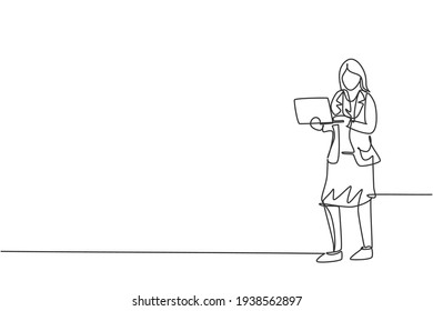 Continuous one line drawing of young female worker standing while holding laptop to type. Success business manager. Minimalist concept. Trendy single line draw design vector graphic illustration