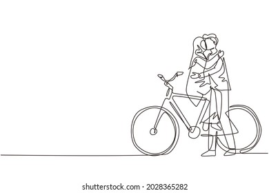 Kontinuierlich eine Linie zeichnen junge liebende arabische Paar sitzend auf dem Fahrrad und Küssen. Romantische menschliche Beziehungen, Liebesgeschichte, neu verheiratete Familie in Flitterwochen Reiseabenteuer. Einzeilenzeichnen-Design