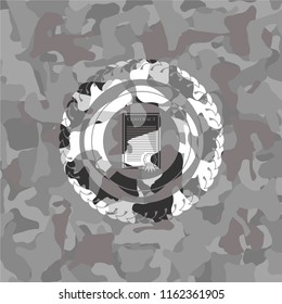 contract icon on grey camo pattern