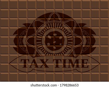 Cookie Icon und Tax Time Text Schokolade realistisches Badge. Brauner, chic Hintergrund. Künstlerische Illustration. 