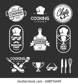 Clases de cocina etiquetas distintivos emblemas conjunto de logotipos. Elementos de diseño para impresiones, carteles, decoración de pared. Ilustración vectorial.