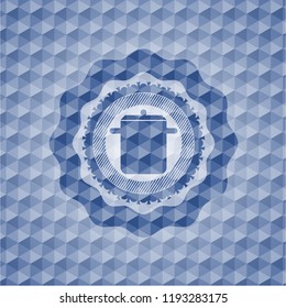 cooking pot icon inside blue polygonal badge.
