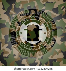 cooking pot icon on camo texture