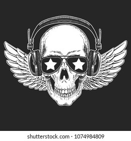 Cool rock star skull wearing disco glasses. Retro music festival. Heavy metall emblem for concert, party, banner, t-shirt