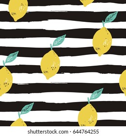 Cool summer print with lemon 