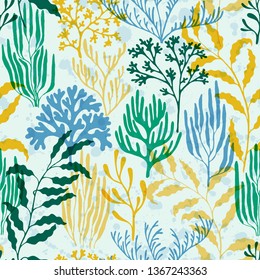 Coral reef seamless pattern. Kelp laminaria seaweed algae background. Red Sea coral reef branches and bushes cartoon. Marine water plants wallpaper vector graphics. Ocean bottom summer pattern.