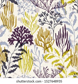 Coral reef seamless pattern. Kelp laminaria seaweed algae background. Sea reef nature pattern. Aquatic plants repeating vector background. Caribbean staghorn and pillar corals diversity.