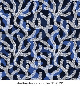 Coral reef underwater plans doodle  seamless pattern. Aquarium, ocean and marine algae water plants, corals textile print.  