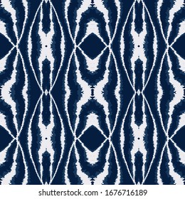 Cornflower Tribal Drawn Vector Seamless Pattern. Ethnic Elegant Carpet Ornament. Boho African Pattern. Cold Chevron Drawing Background.