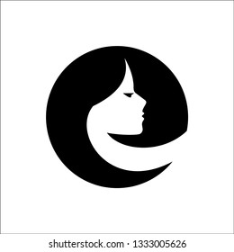cosmetics & beauty logo