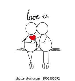 Un par de amantes. Los amantes están sentados uno al lado del otro y él le mantiene el corazón.