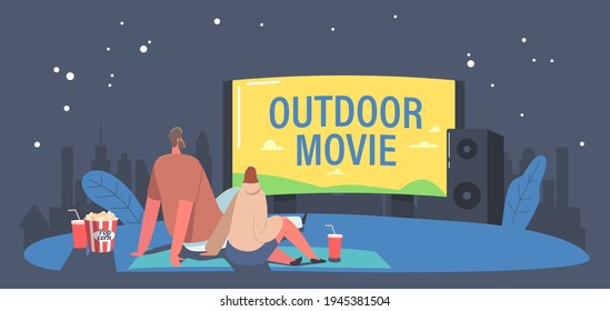 Pareja con maíz pop y bebida refrescante en cine al aire libre en el patio trasero. Los personajes pasan la noche en el cine al aire libre viendo películas en pantalla grande con sistema de sonido. Ilustración de vectores de personas de caricatura