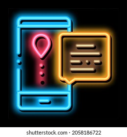 Courier Delivery Mobile Application neon light sign vector. Icono brillante Firma de aplicación móvil de entrega de mensajería. ilustración de símbolo transparente