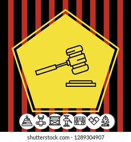 Court hammer icon vector