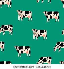 Vacas y ternera de pie y mirando. Animales bonitos. Dibujo a mano a la moda ilustración Vector. Caracteres divertidos. Estilo de caricatura. Diseño plano. Colorido patrón cuadrado sin foco. Fondo de escritorio
