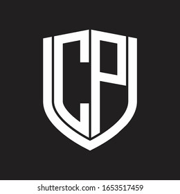 Monograma de logotipo CP con diseño de escudo de emblemas aislado en fondo negro